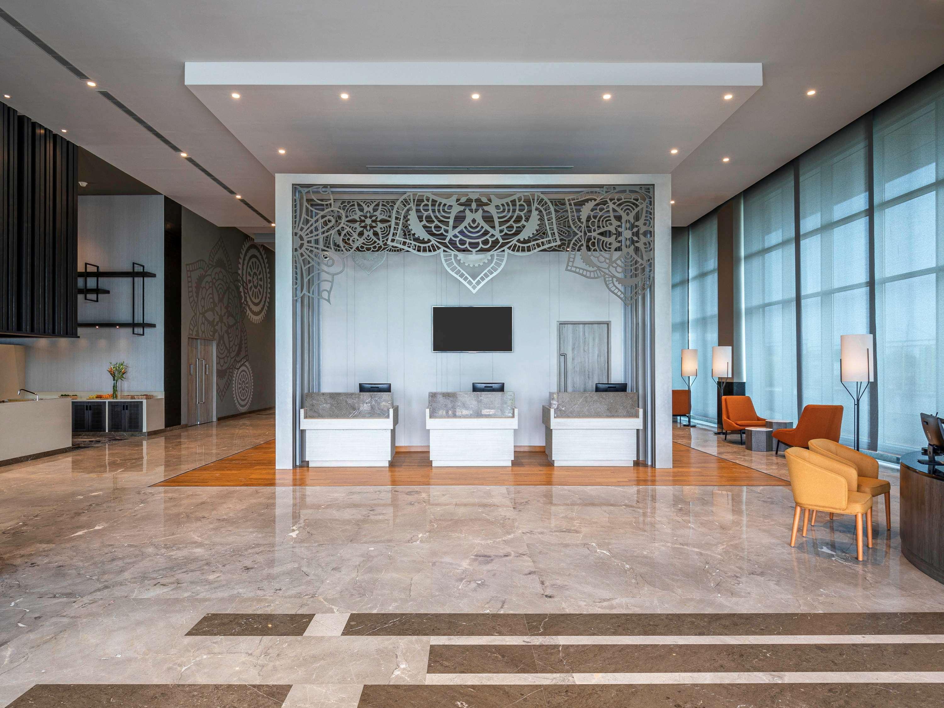 Grand Mercure Ahmedabad Gift City - An Accor Hotels Brand Gandhinagar Ngoại thất bức ảnh