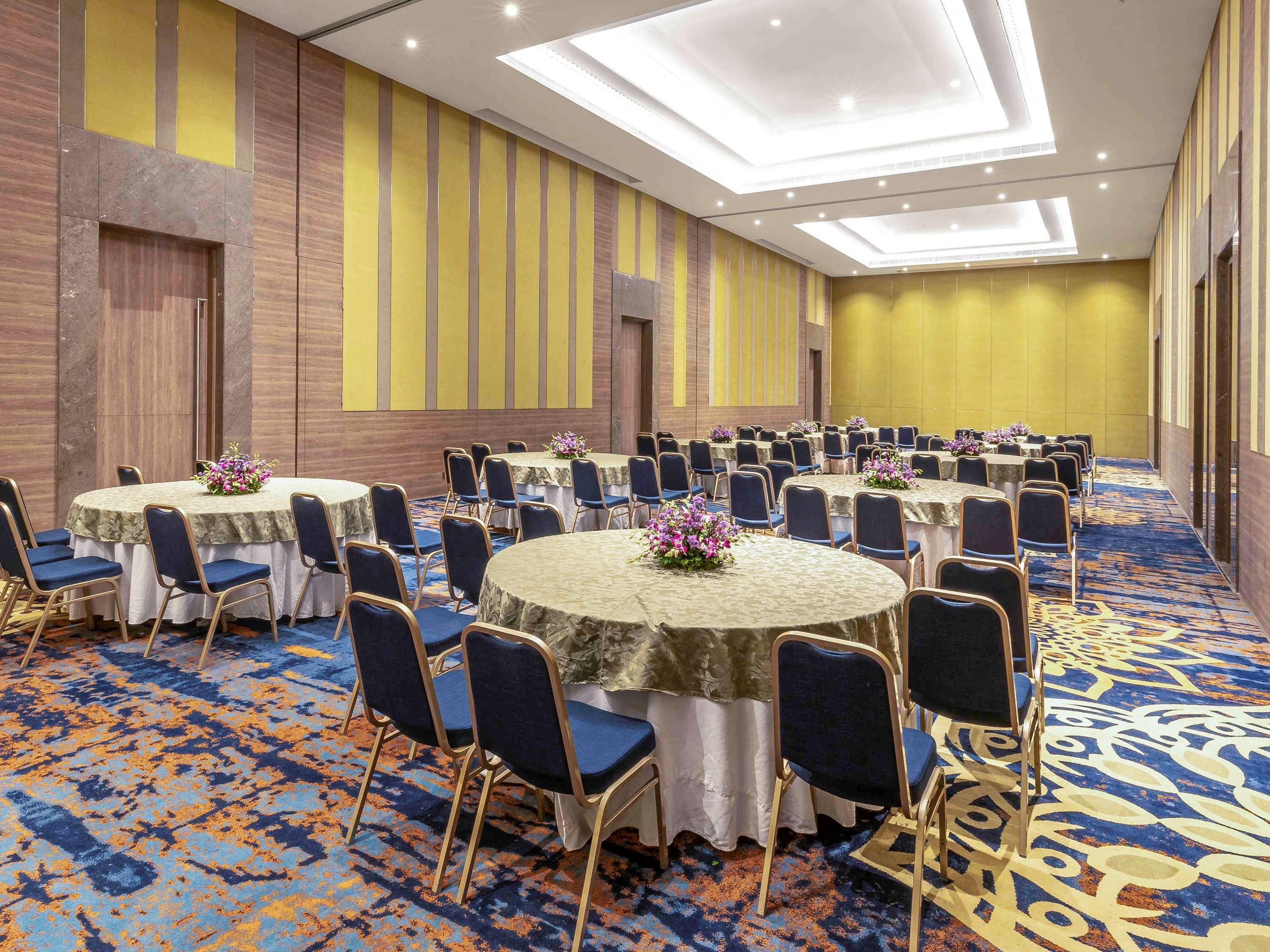 Grand Mercure Ahmedabad Gift City - An Accor Hotels Brand Gandhinagar Ngoại thất bức ảnh