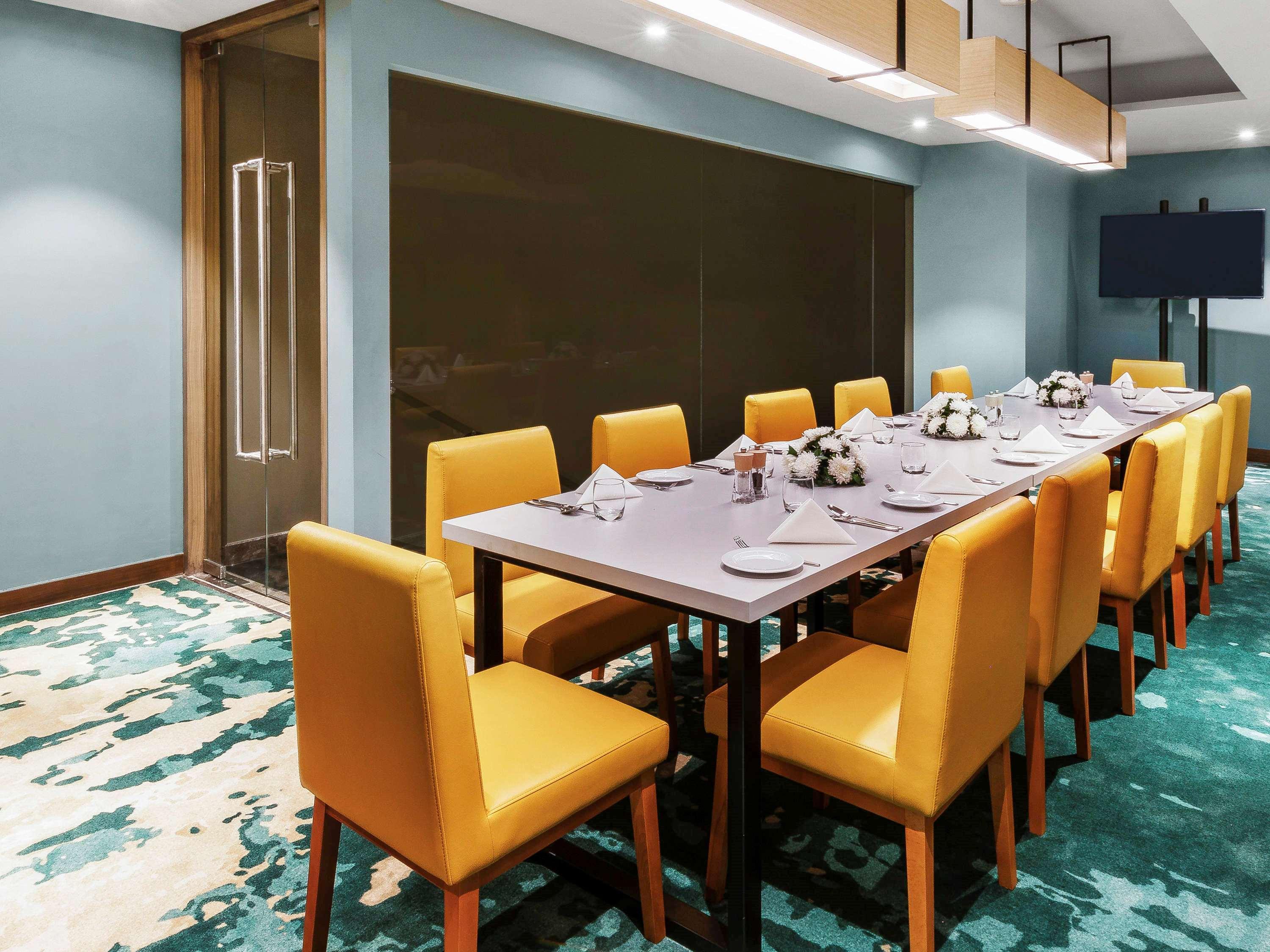 Grand Mercure Ahmedabad Gift City - An Accor Hotels Brand Gandhinagar Ngoại thất bức ảnh