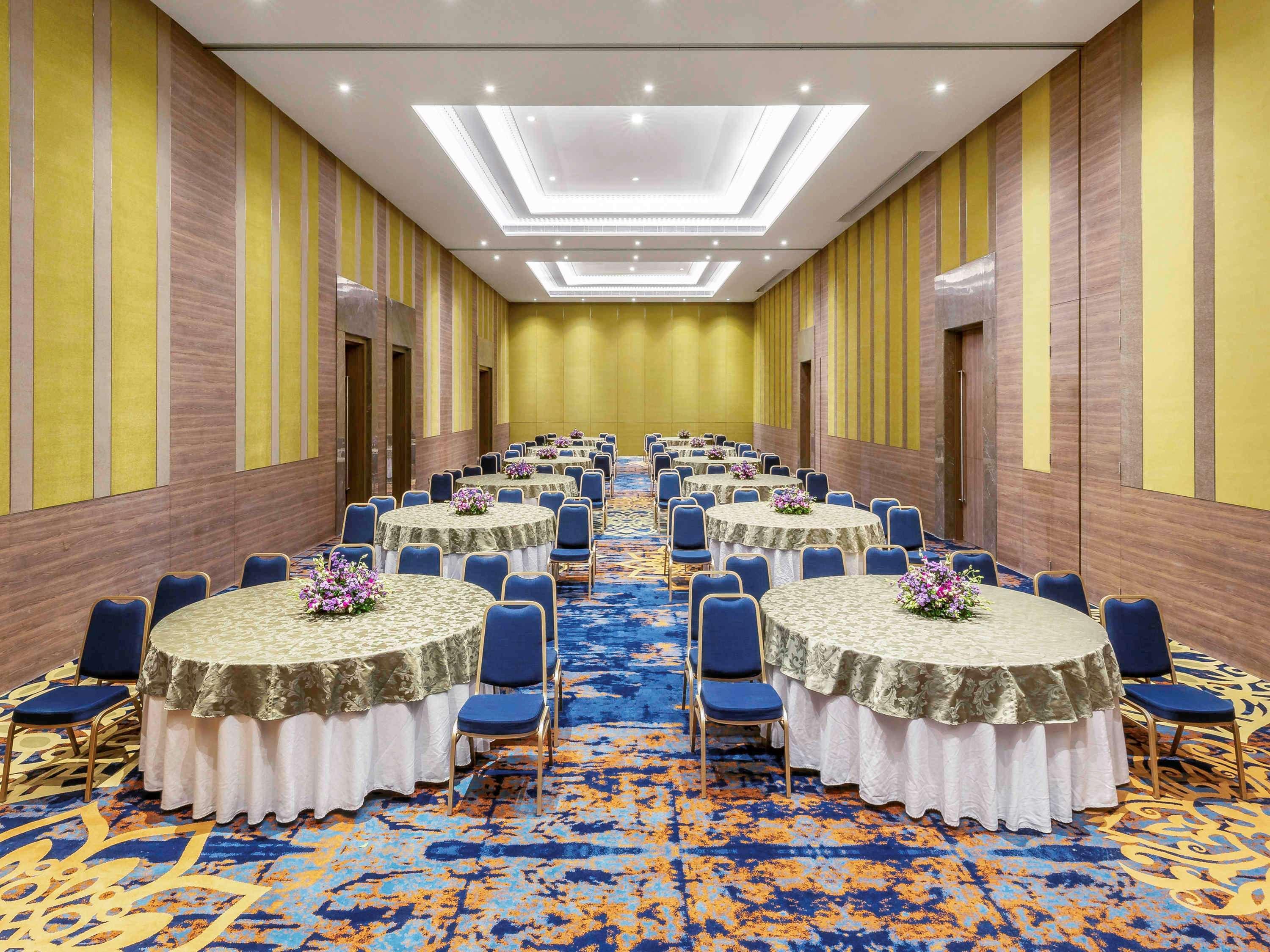 Grand Mercure Ahmedabad Gift City - An Accor Hotels Brand Gandhinagar Ngoại thất bức ảnh