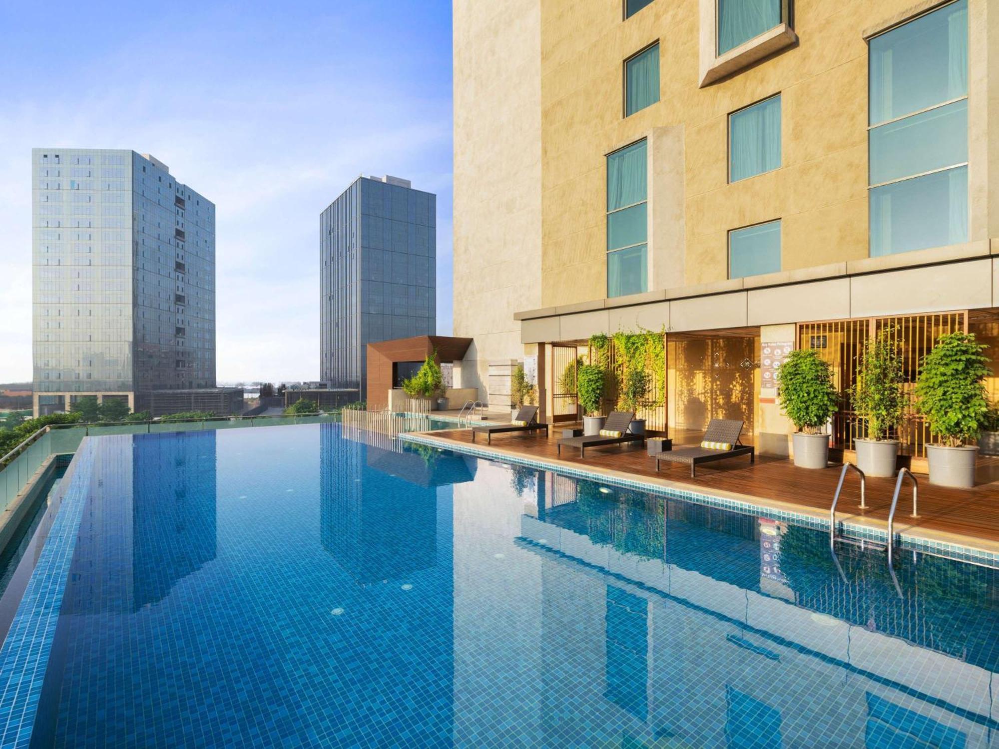 Grand Mercure Ahmedabad Gift City - An Accor Hotels Brand Gandhinagar Ngoại thất bức ảnh
