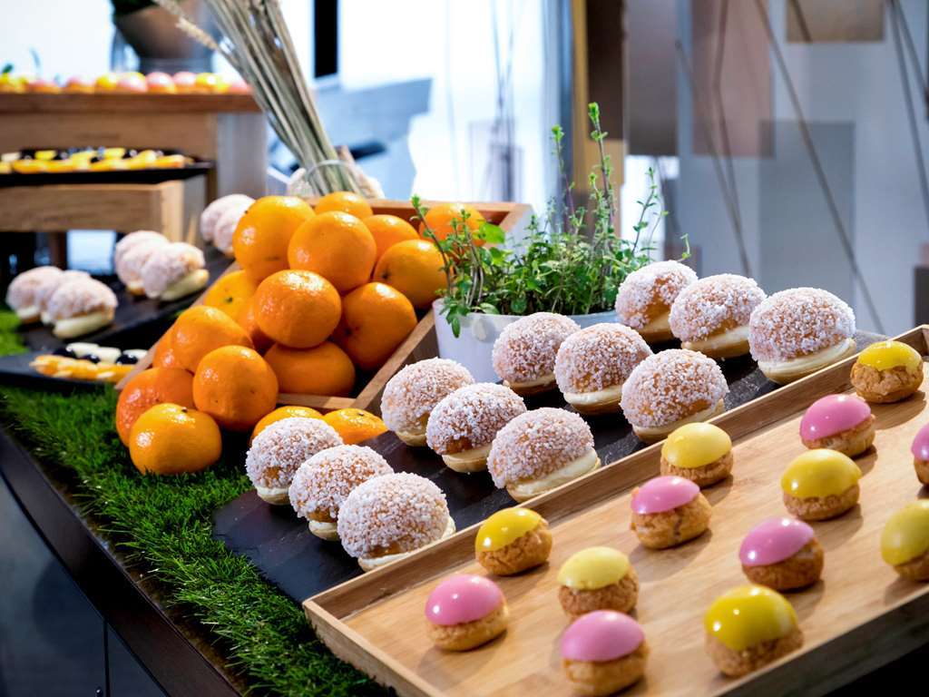 Grand Mercure Ahmedabad Gift City - An Accor Hotels Brand Gandhinagar Ngoại thất bức ảnh