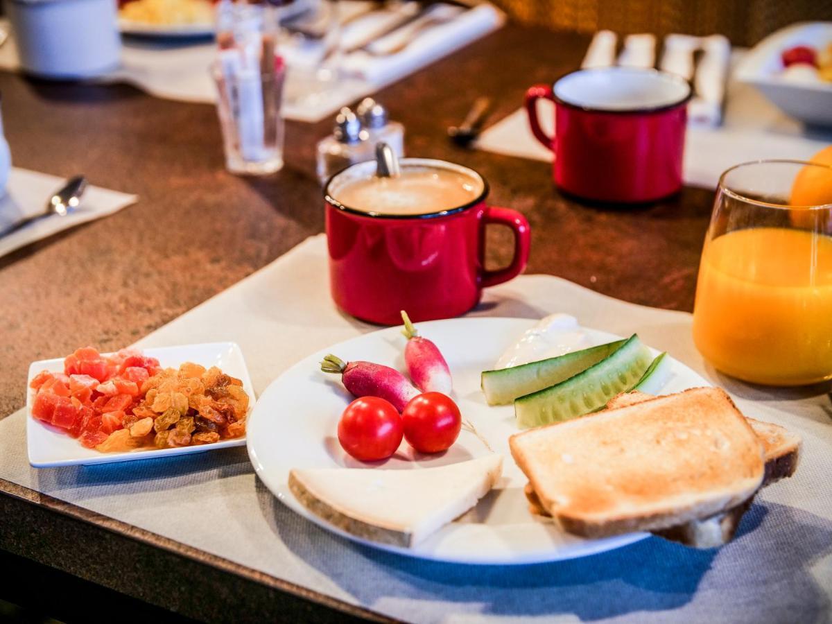 Grand Mercure Ahmedabad Gift City - An Accor Hotels Brand Gandhinagar Ngoại thất bức ảnh
